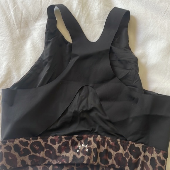 Varley super soft workout and lounge set - Picture 10 of 13